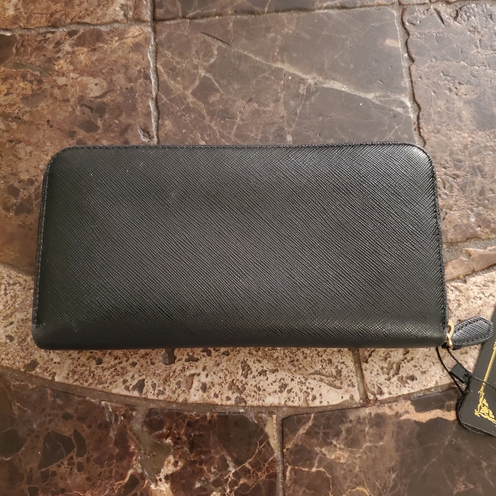 Prada Black Large Saffiano Leather Zippy Wallet - Picture 3 of 12